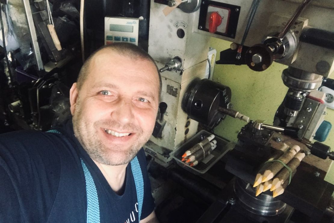 Petr - výroba pastelkopíšťalek
